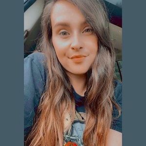 Meet your Posher, Cierra